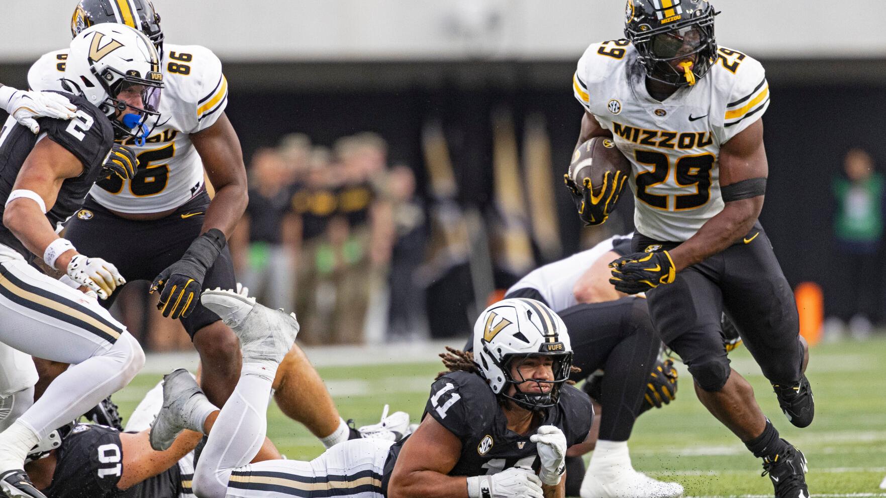 Mizzou football snapshots: Snap counts, PFF grades from Tigers' loss at Vanderbilt